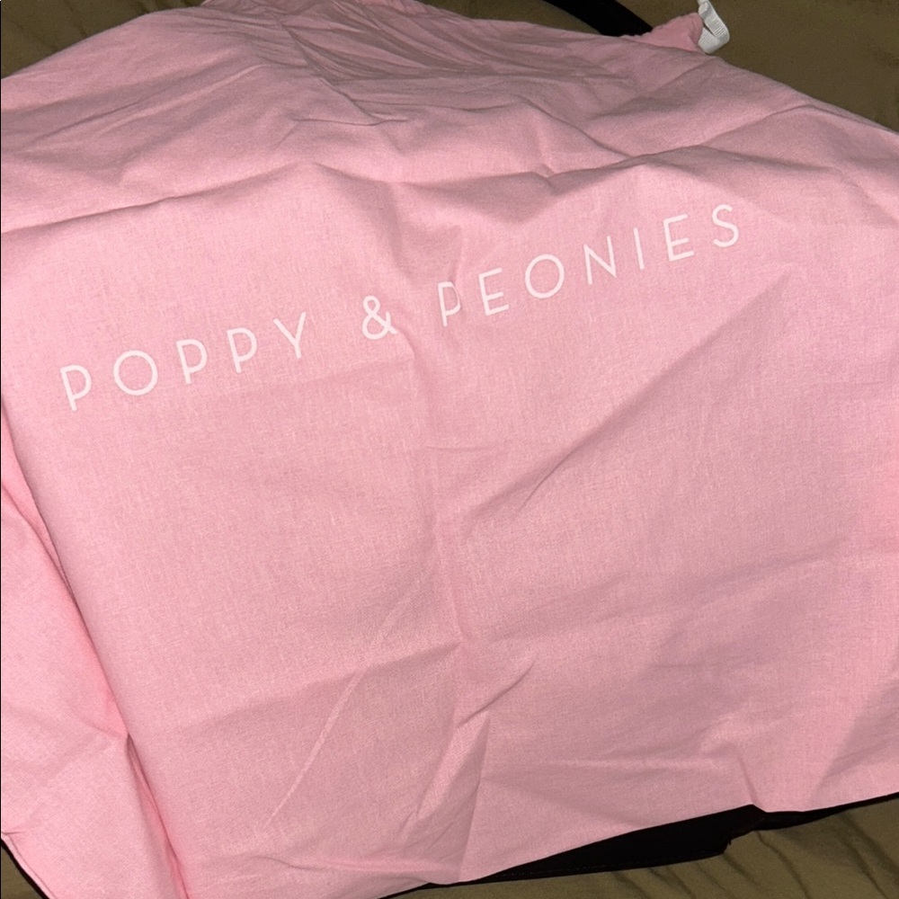 Poppy & Peonies Black Daily Tote Bag 🖤 - Picture 7 of 7